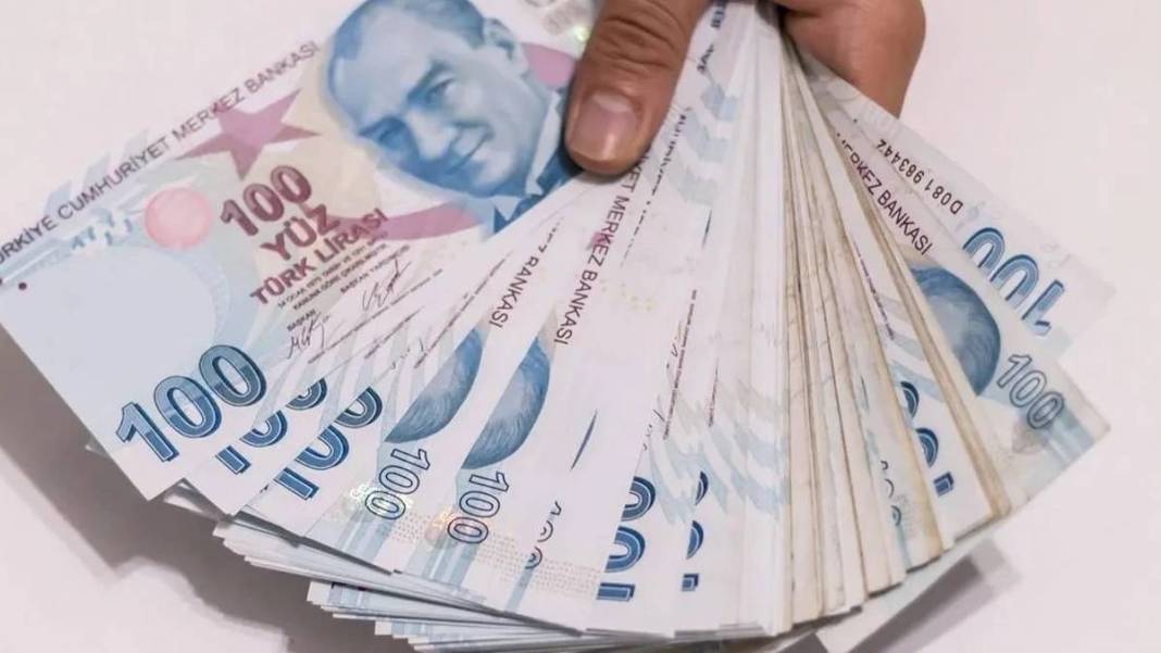 3600'den 1800 güne düşürüldü! Erkenden emekli olmak için bu fırsattan yararlanabilirsiniz: Hemen kontrol edin 4